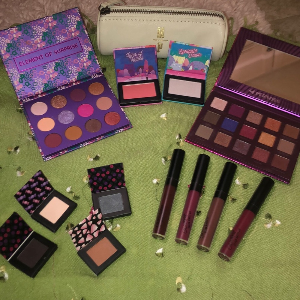 Colourpop and NYX make up bundle ❤️